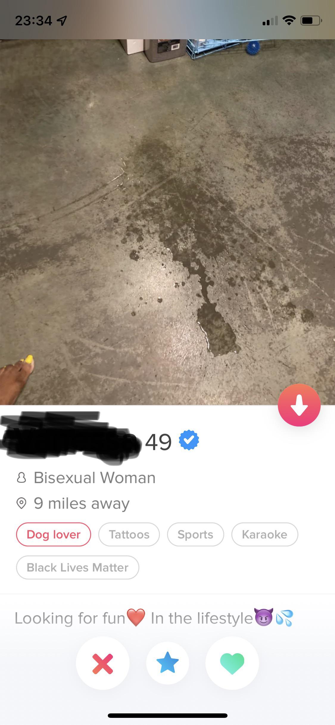 WTF: Did she pee on the floor??? Scrolller