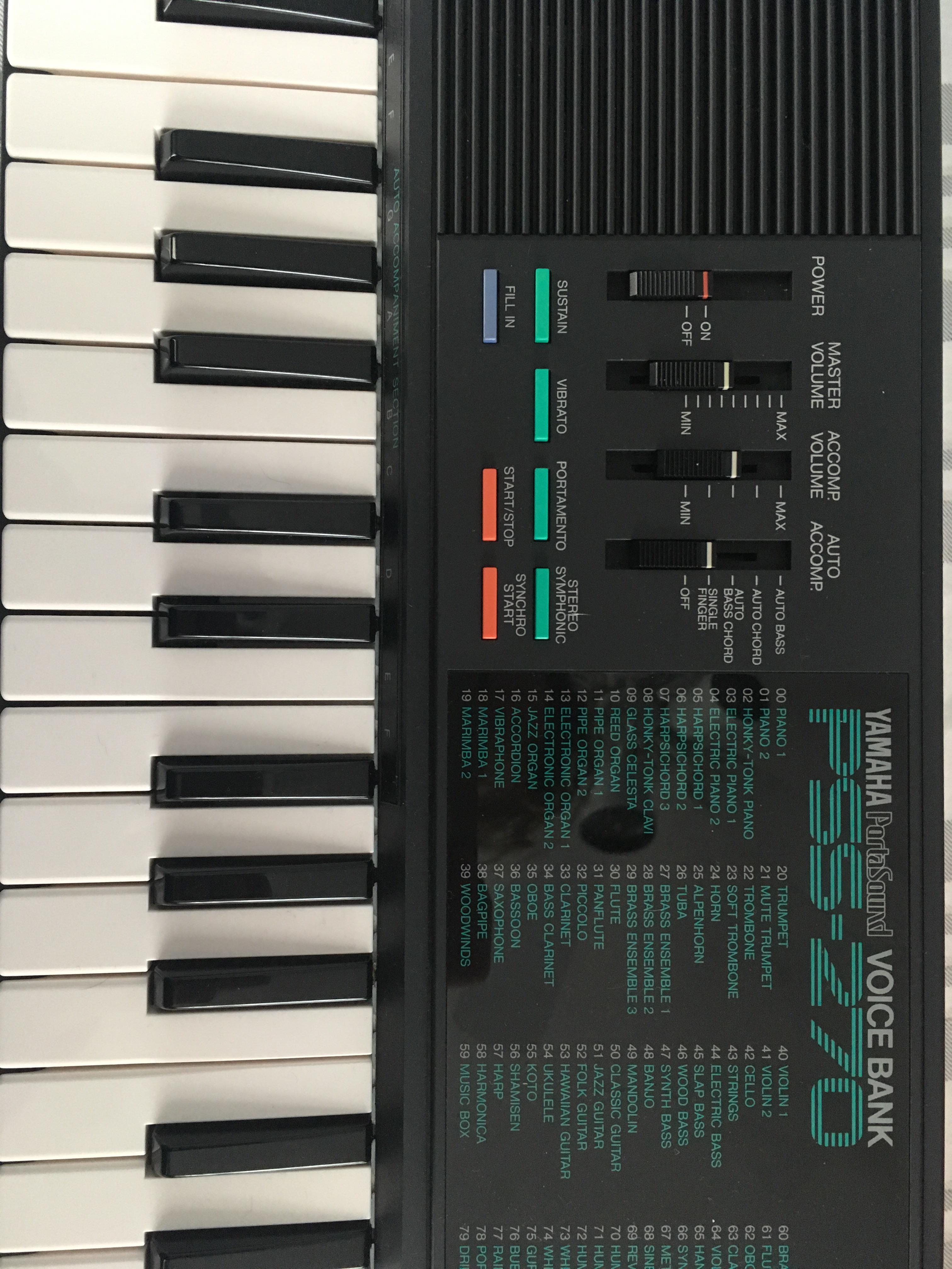 Yamaha synth from the 80s Scrolller
