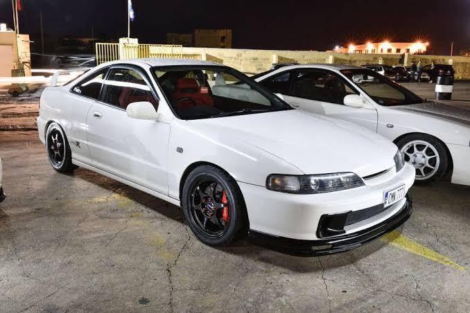 2000 Honda Integra Type-R Custom | Scrolller