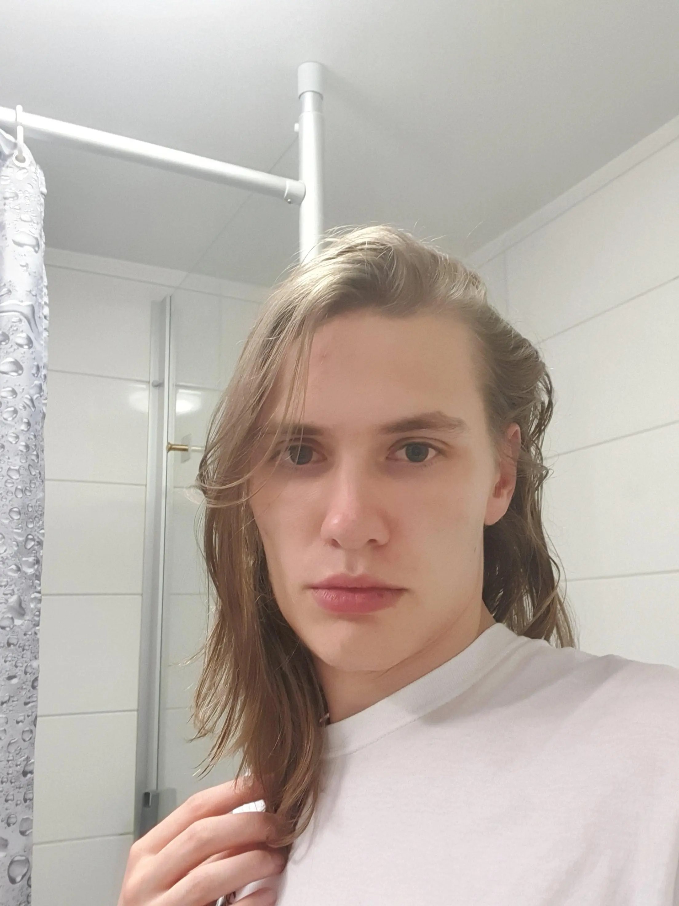 22 mtf, pre everything, no makeup, boymoding | Scrolller