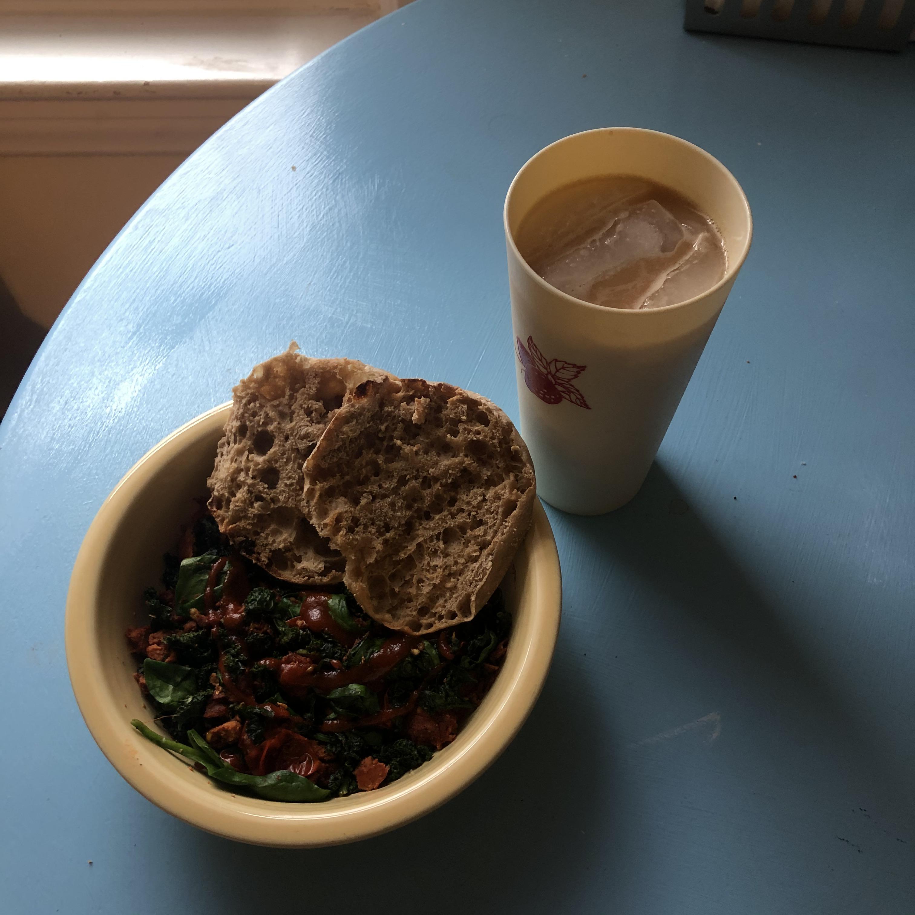 375 cal breakfast: “chorizo” scramble, english muffin, and a latte ...