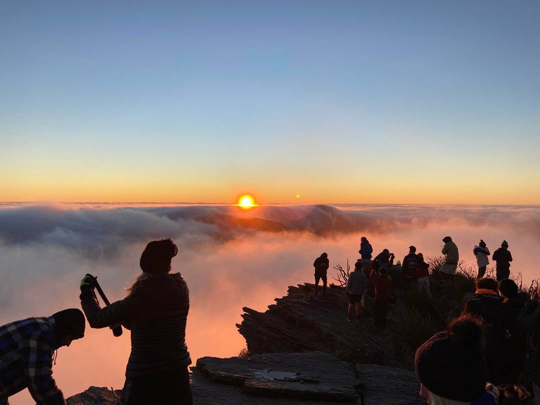 5AM hike up to the summit of Bluff Knoll for sunrise