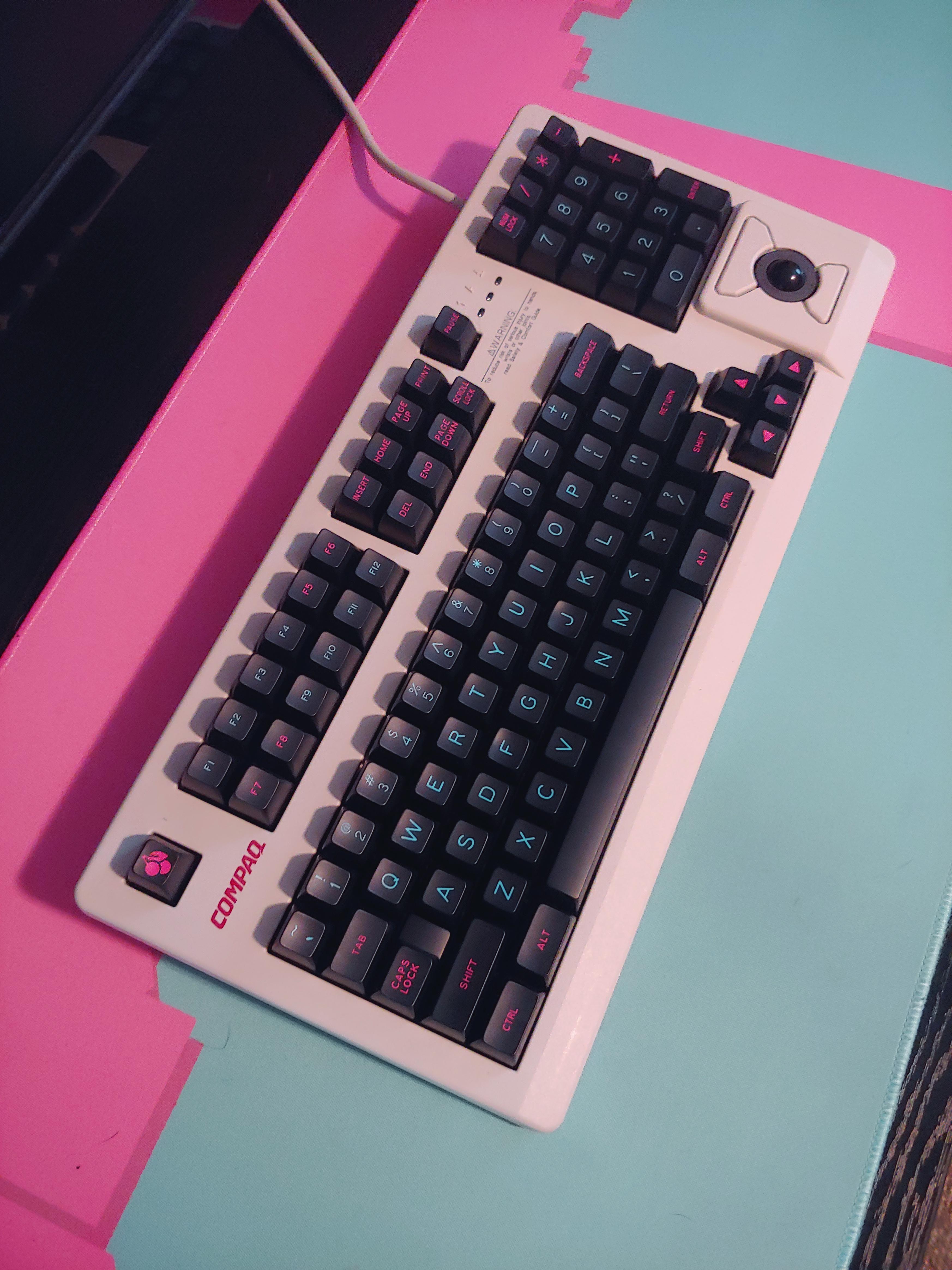 90's mechanical keyboard with some modern flair | Scrolller