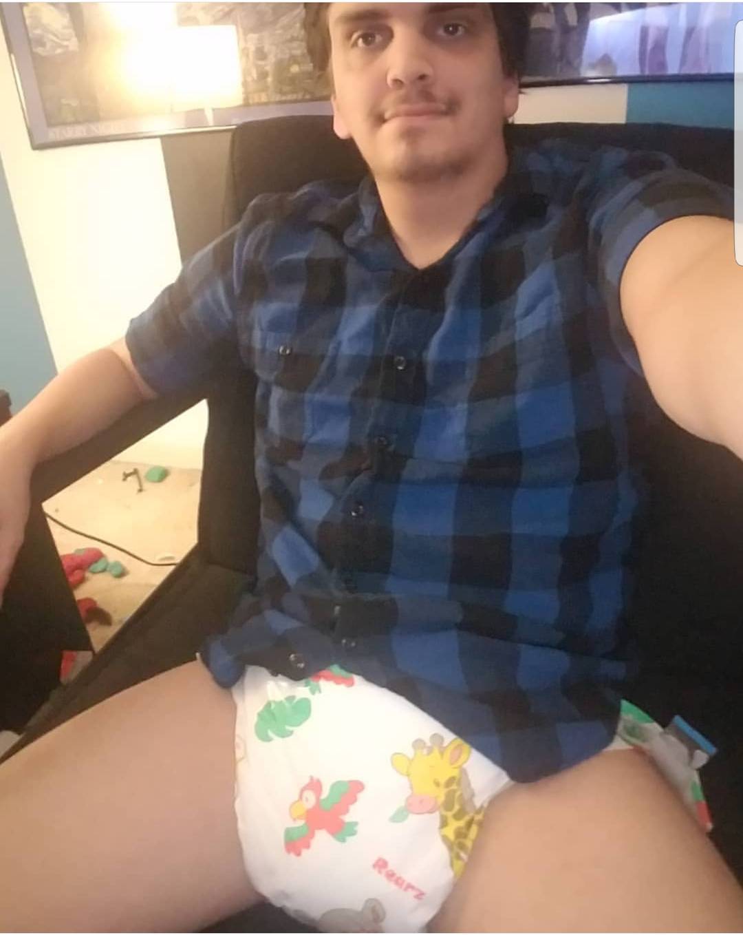 Abdl, 21, male, mostly straight, living it up in NC as a single little baby boy
