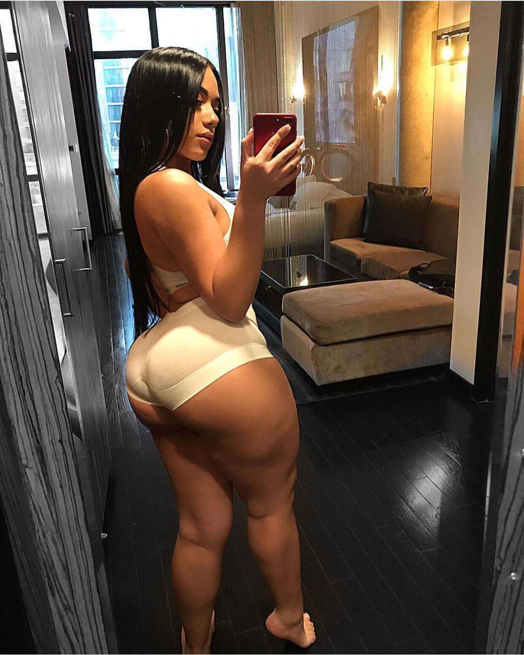 Alejandra Mercedes Scrolller