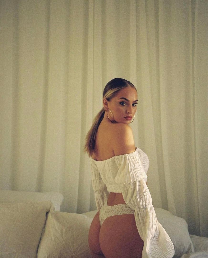 Alice Stenlöf Rumpa 🍑😍🔥