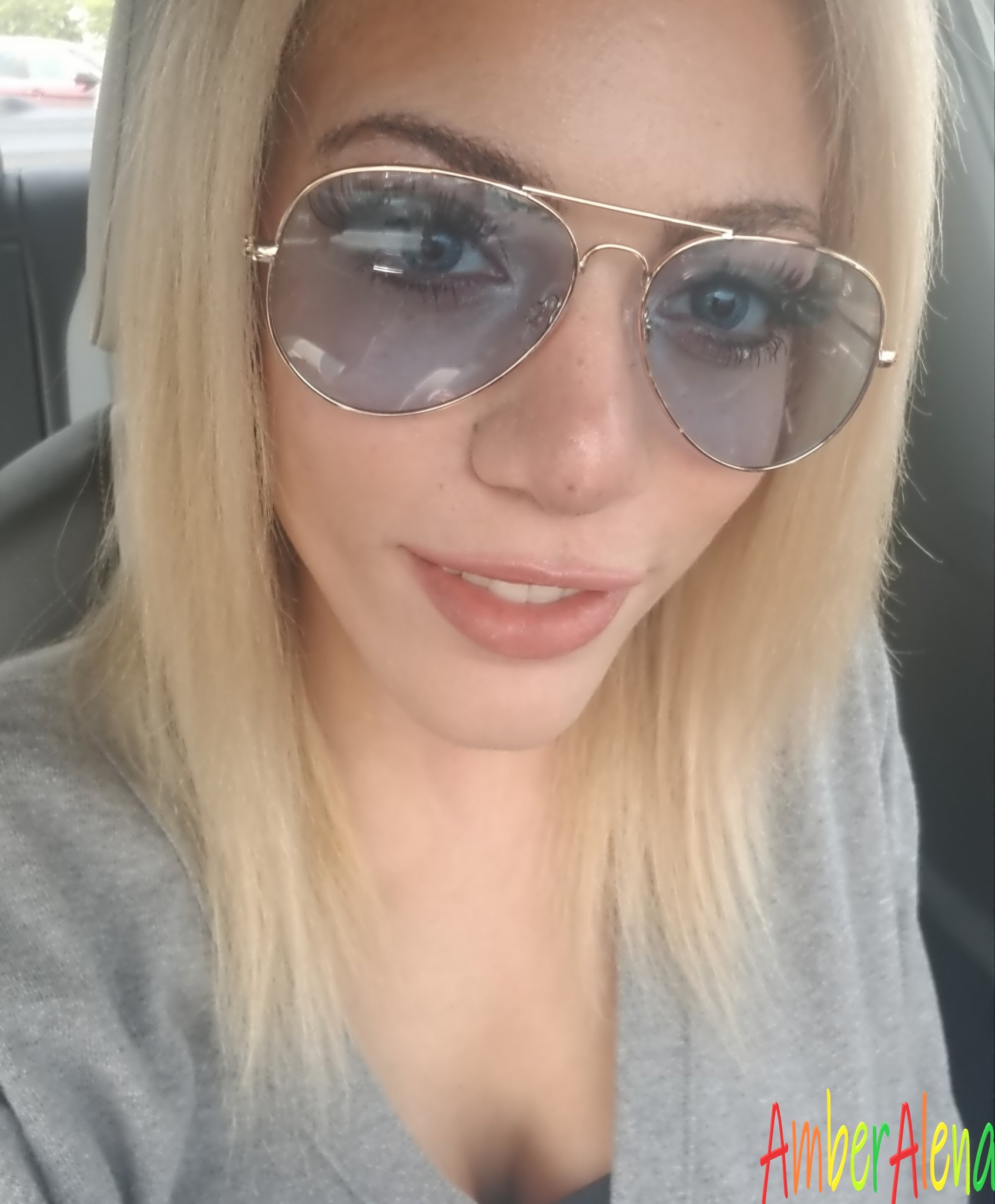 Amber Alena | Scrolller