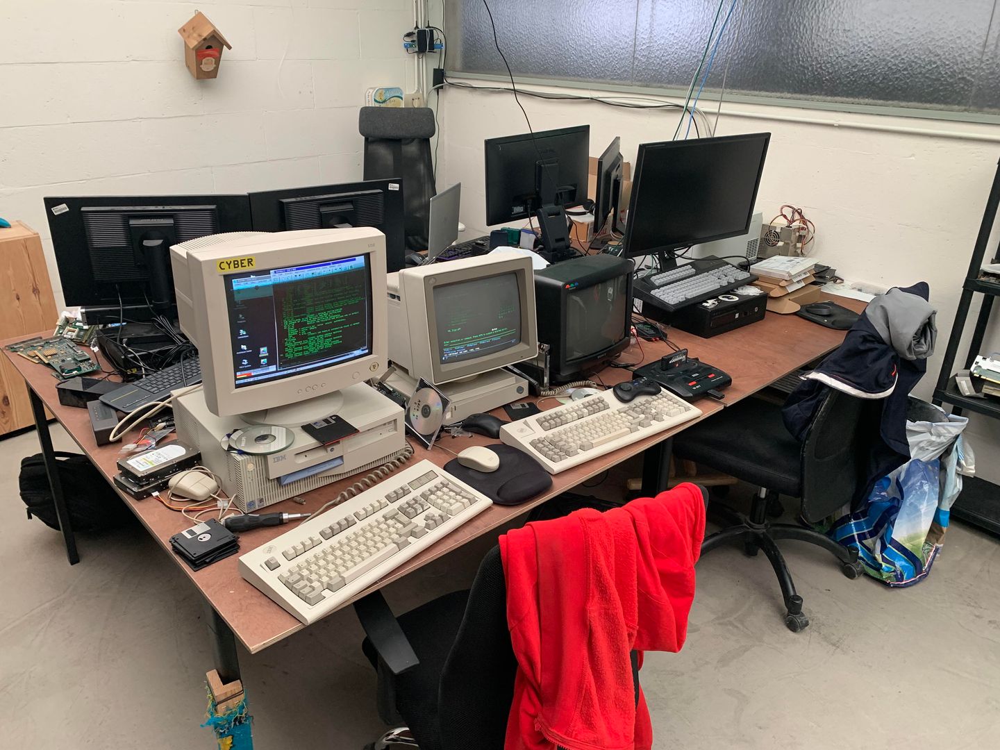 “An empty desk is an empty head”