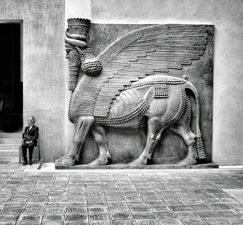 Ancient Lamassu statue archeologists discovered from the 8th century B ...