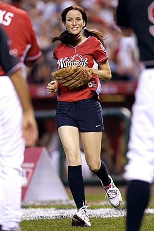 Annie Wersching | Scrolller