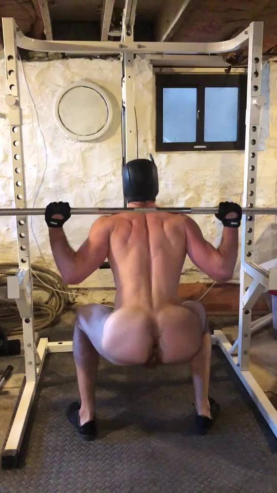 Another naked workout video 💪🐶👍