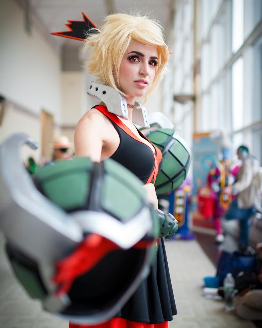 Another photo of Gibi's genderbent Bakugo cosplay