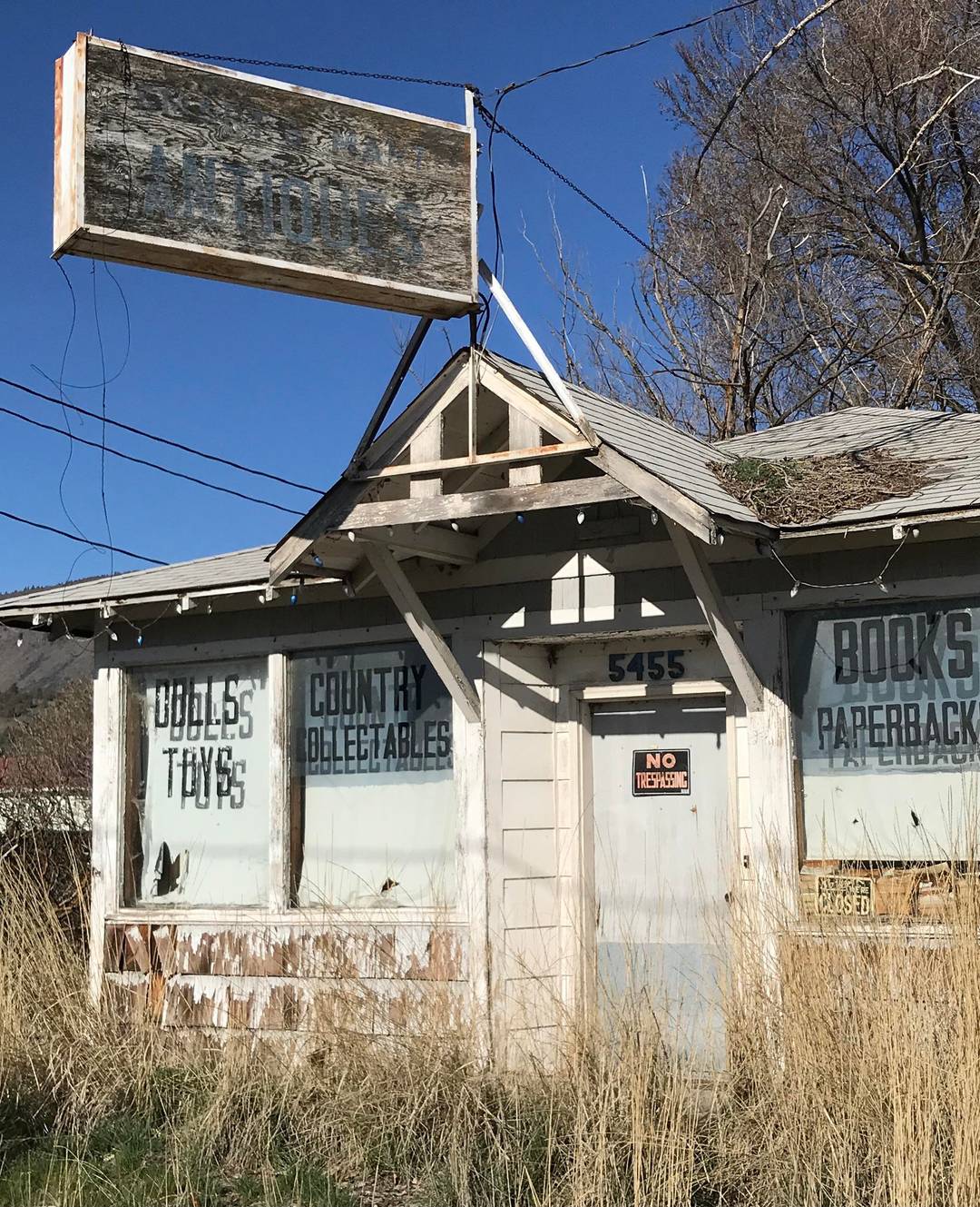 Antique store in Oregon