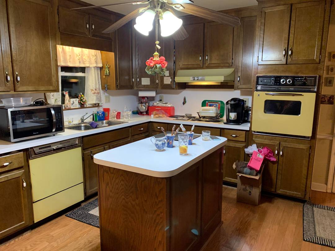 Any love for my Aunt’s vintage kitchen? Her goal is to eventually replace all of the appliances.