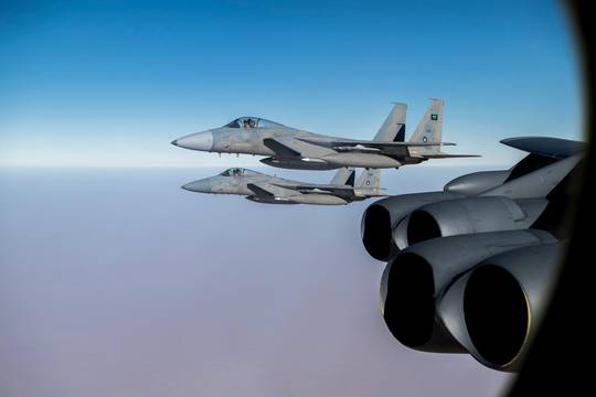 B-52 Stratofortress finds a couple of Saudi friends escorting it towards the Arabian Gulf [1,280x853]