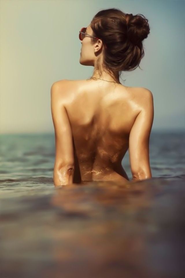 Beautiful back (x-post from r/thinspo/)