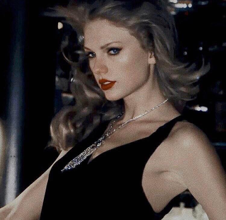 Beautiful Ghosts ❤️