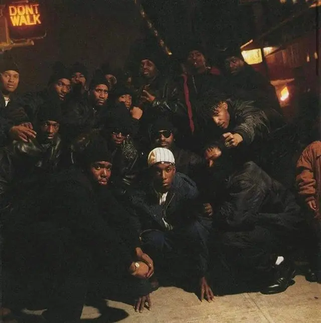 Big L and his crew on the Streets of Harlem 1995 | Scrolller
