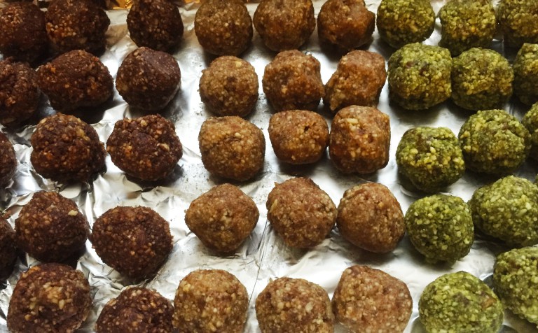 Brownie Batter, Snickerdoodle, and Matcha Green Tea Date Bites[768x476 ...