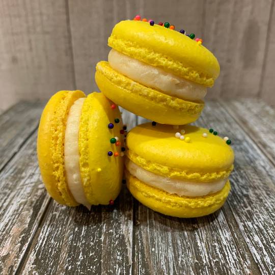 Cake Batter macarons!