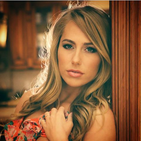 Carter Cruise Scrolller