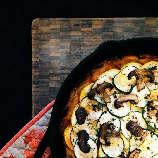 Cast-Iron Pan Pizza [OC] [1000x1000]