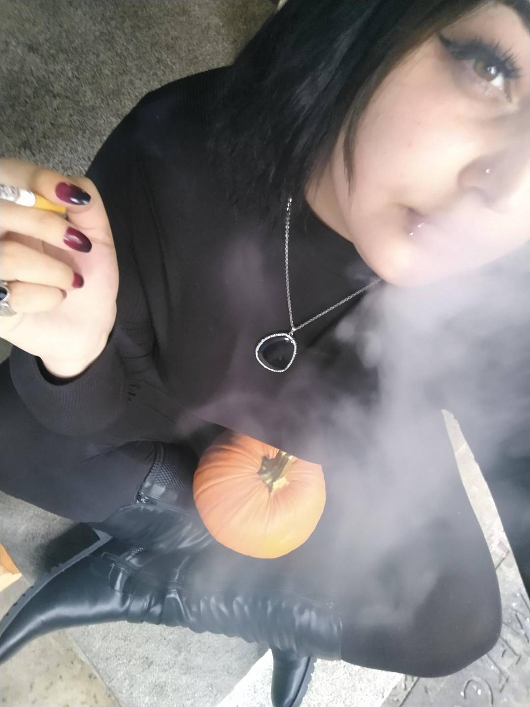 chain smoking til halloween ..and everyday after 🎃