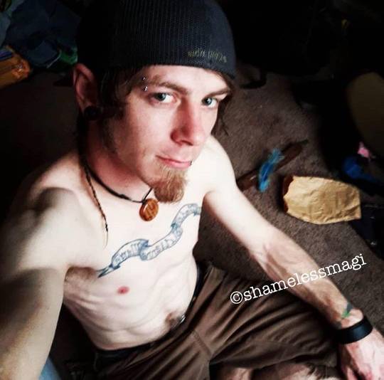 Come sit on my lap?
