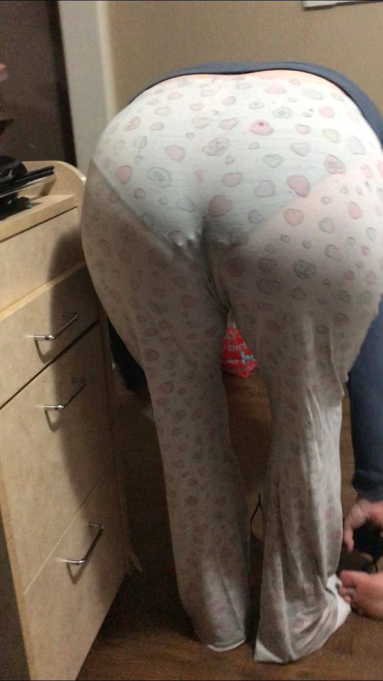 Creepshot of my mom | Scrolller