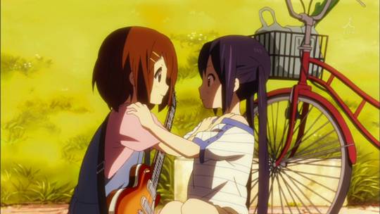 Daily YuiAzu #262: Tell me now, kiss me now