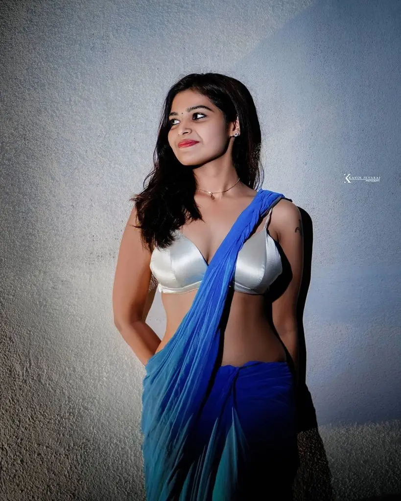Desi Curves ...