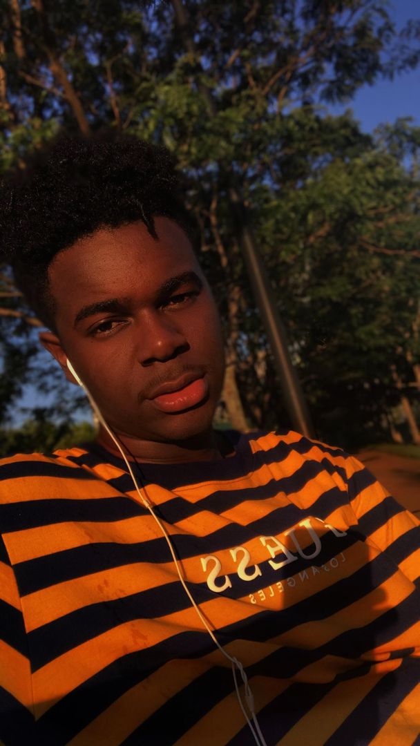 don't often see guys who look like me on this sub, so i thought i'd add a splash of colour to your feed..🤠