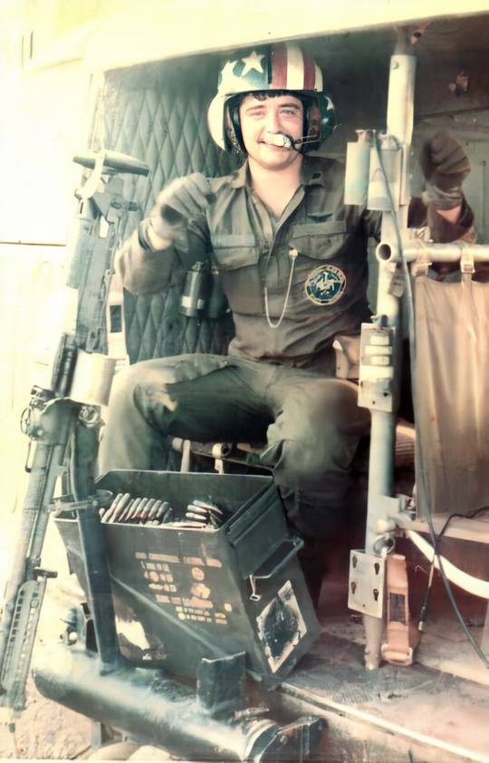 Door gunner (not pilot)