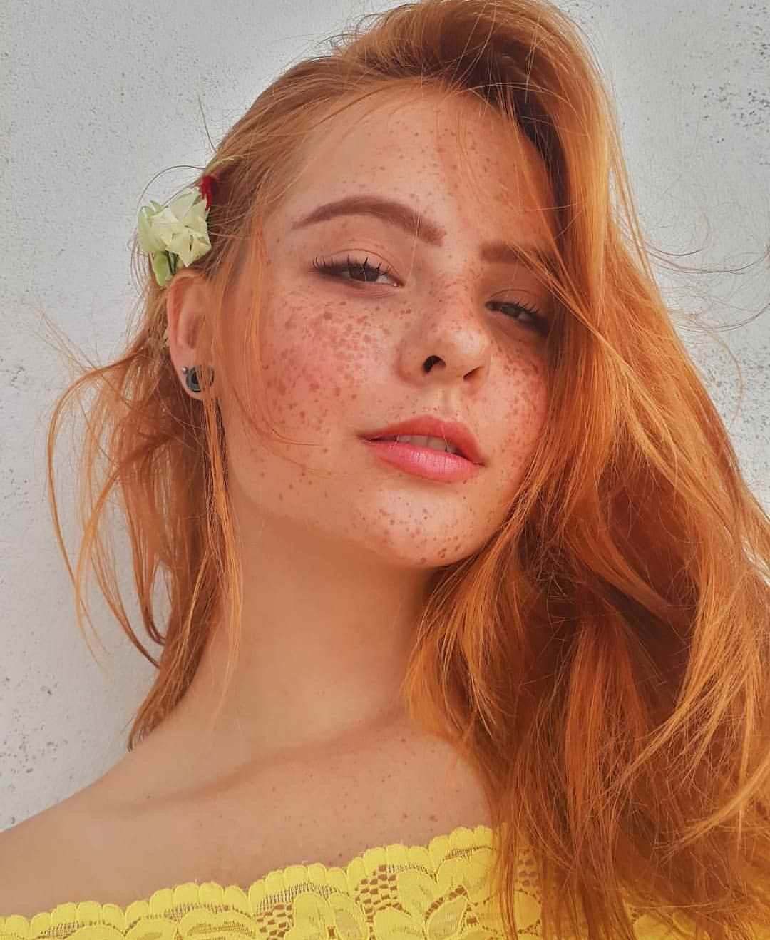 Duda Brandão