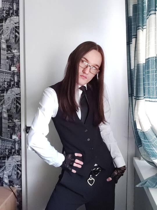 Final wearing something that doesn't show my stomach