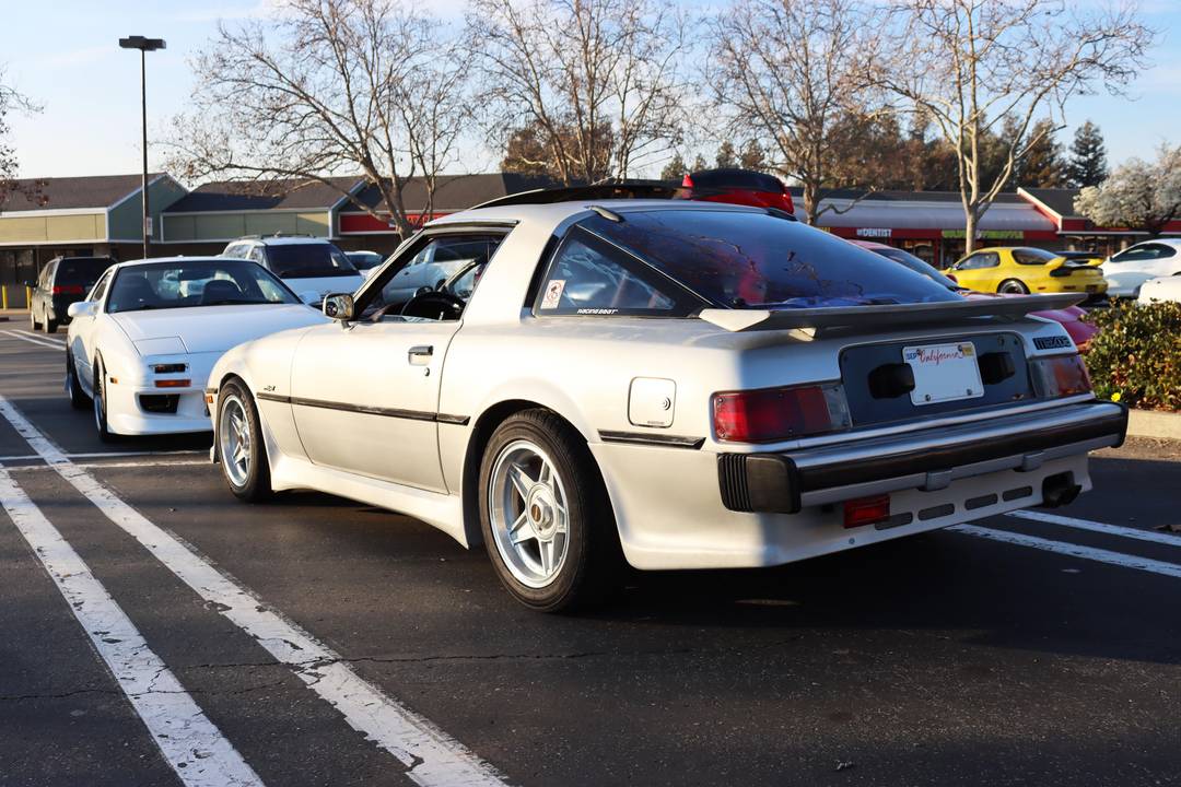 Finally got all 3 generations of RX-7 in one picture! | Scrolller