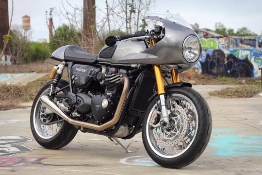 Finished installing black engine covers on my Thruxton R!