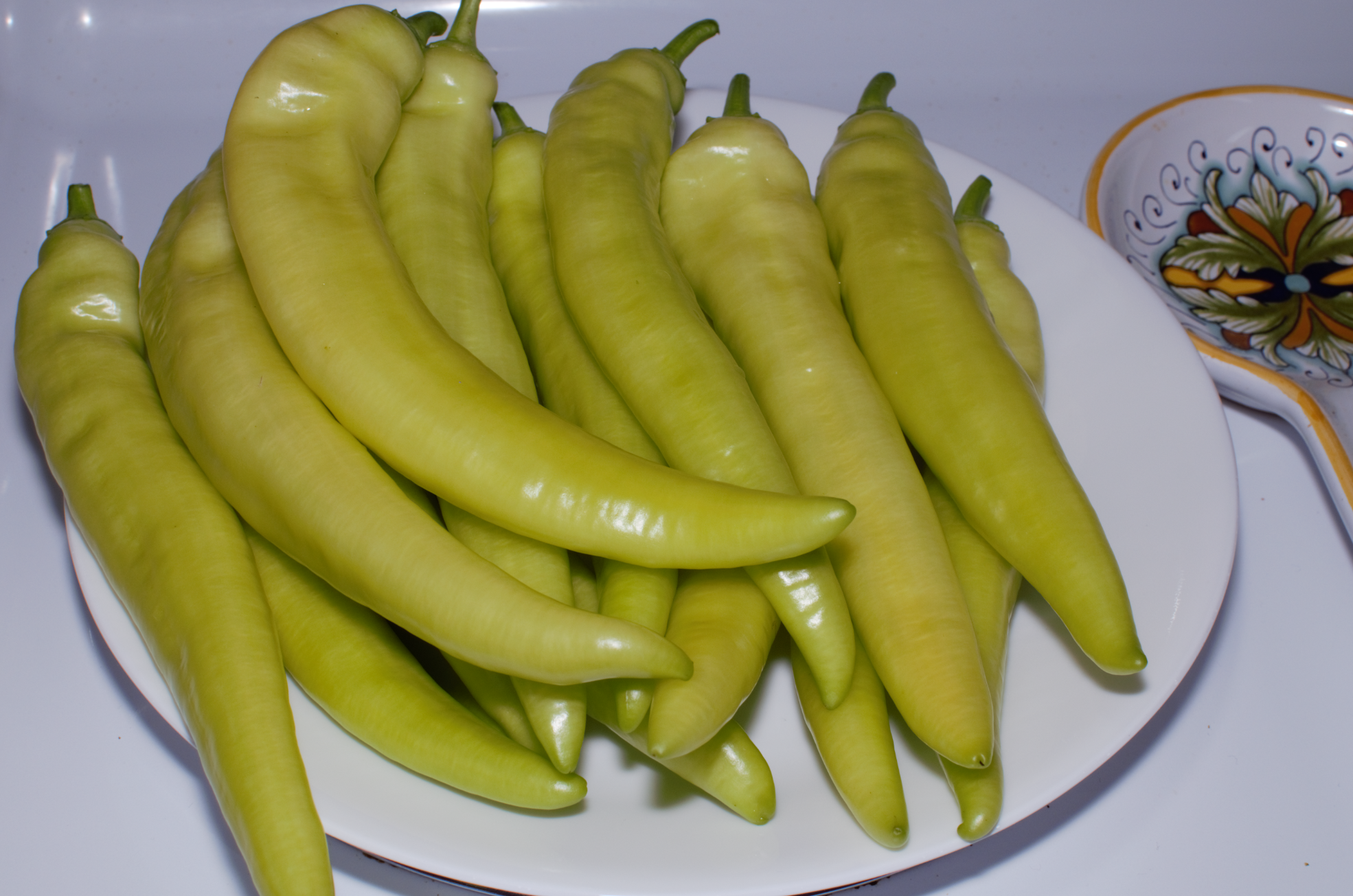 First harvest, sweet banans peppers from 2 plants - Hixson! | Scrolller