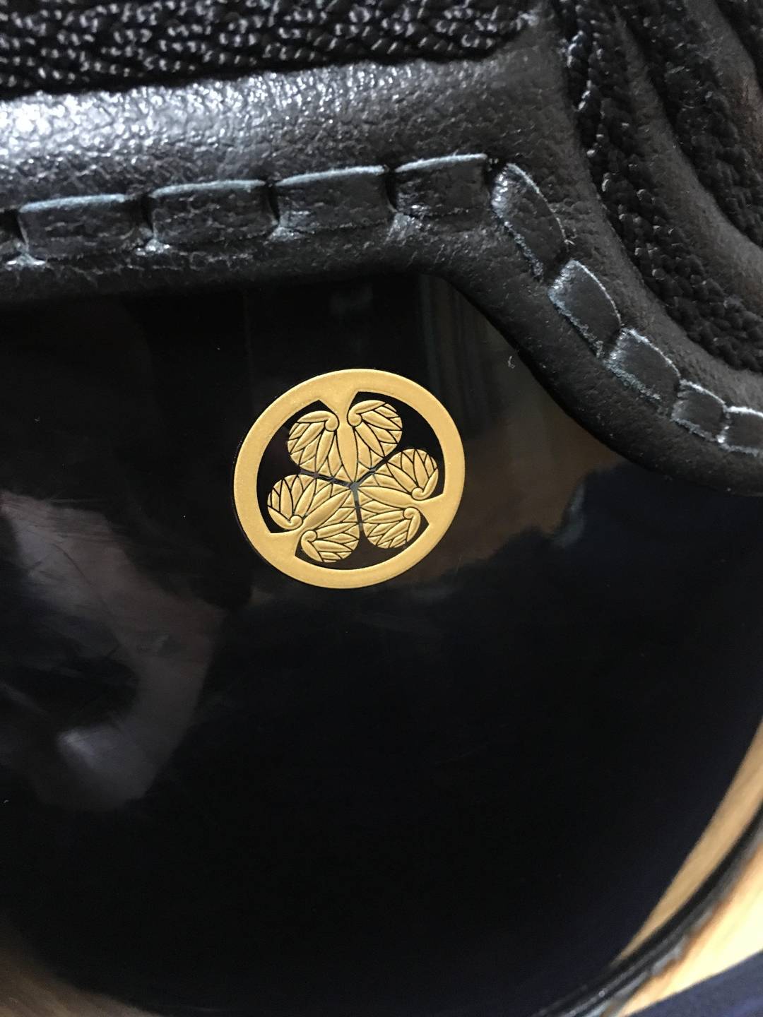 First Kamon on my dō. I love the way it makes the gold pop against the black dōdai.