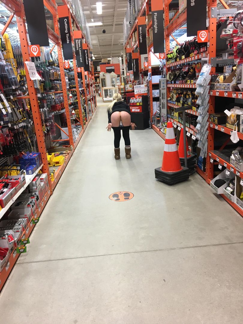 Flashing in Home Depot 😏