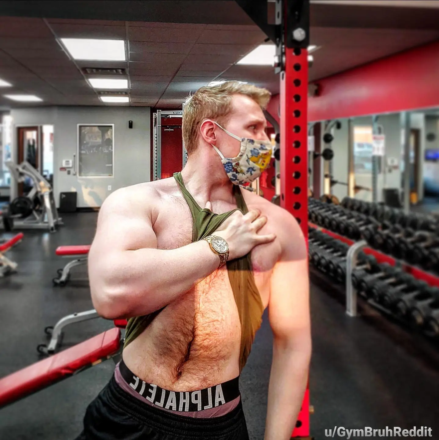 If you see me at gym doing this would I get your extra attention? 😈