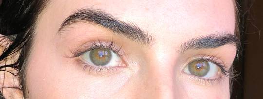 Funny these are the same eyebrows I was insecure about growing up. Oh how ironic the ever-changing beauty standards are ;)