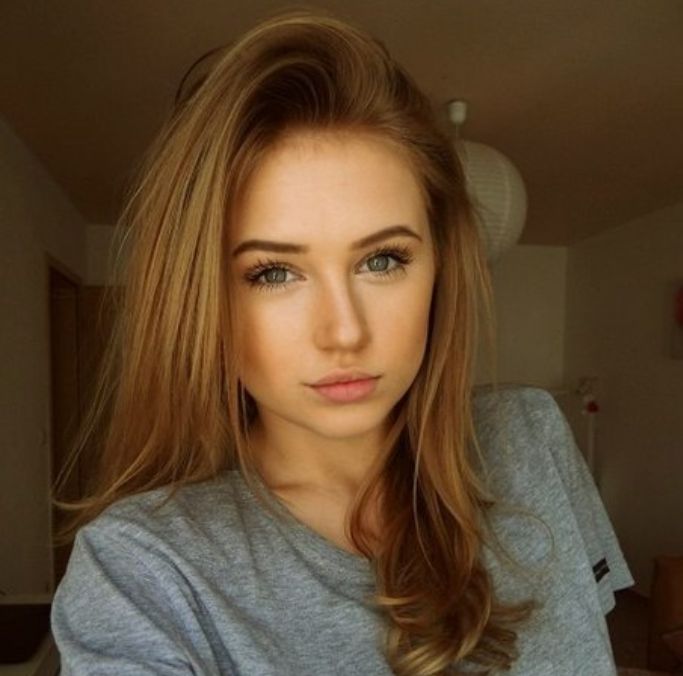 Gorgeous face and hair