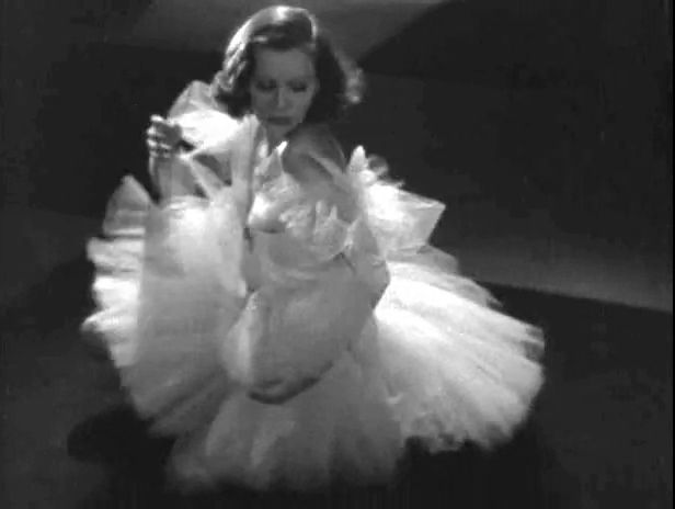 Greta Garbo nip slip (GIF in comments) | Scrolller