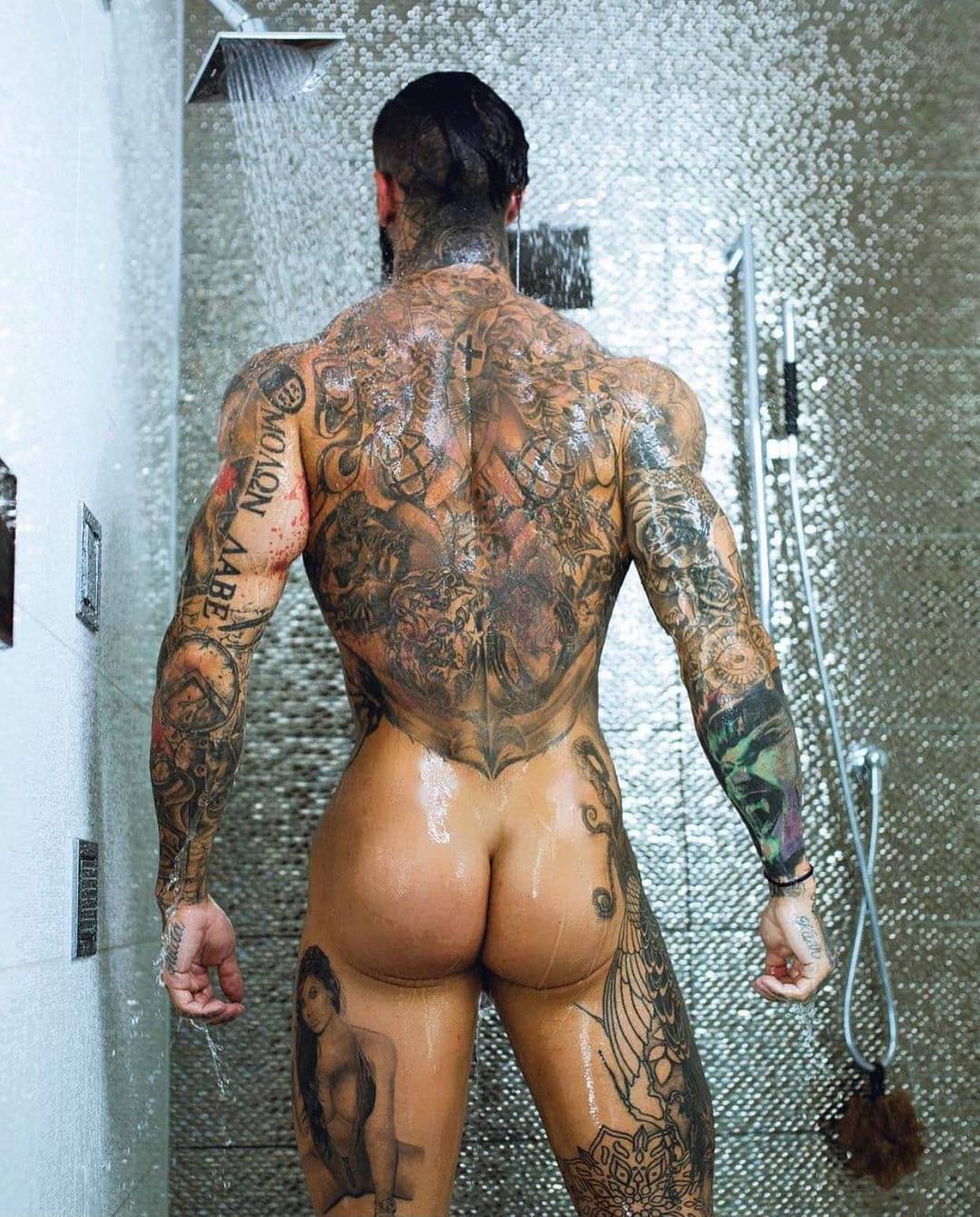 Do y’all like ass too?