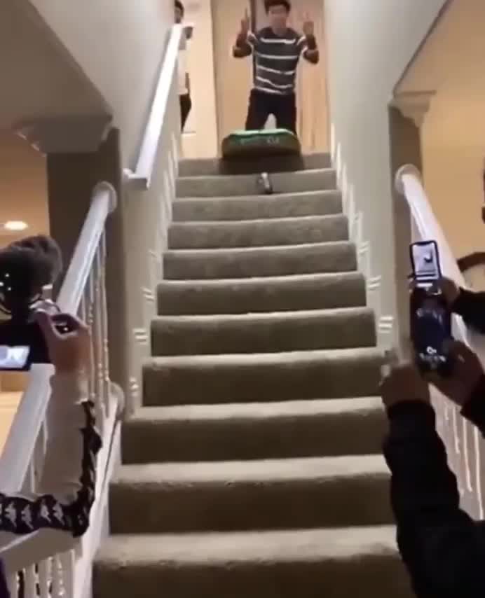 HMB while I surf down the stairs