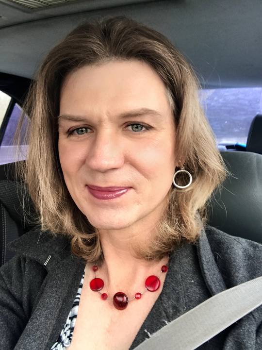 Hour 2 of my 11 hour drive today. Now at destination. What percentage clocked me in a mask while hitting ladies rooms, at gas stations, and drive throughs?