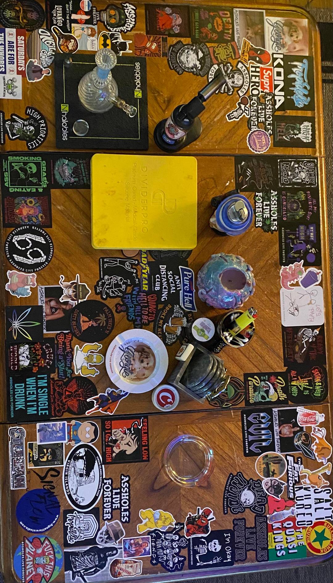 How many ALF stickers do you see?