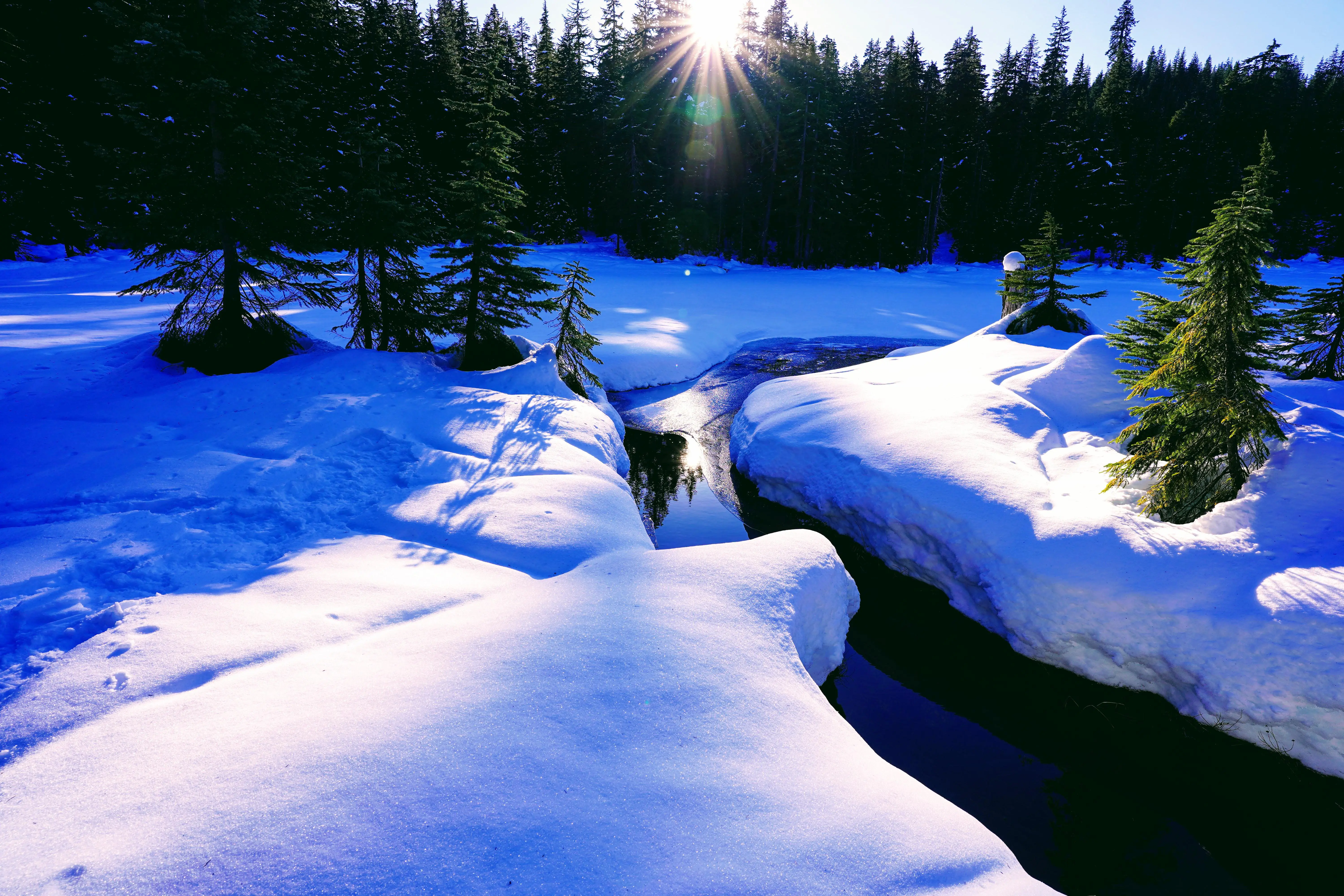 Discover more like Winterporn: Hyak Lake, [OC][6000x4000] and Related ...