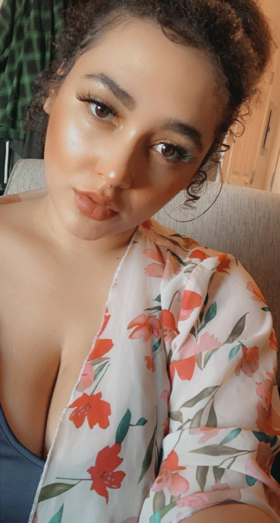 I used to wish I had green eyes but I’ve grown to dig mine